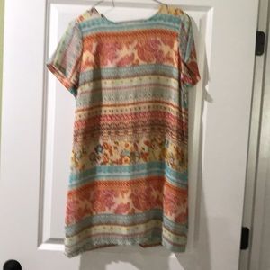 Lulu’s multicolored shift dress size large